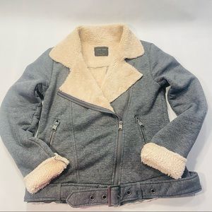 LOVE TREE Jacket Womens Small Faux Fur Lined Gray Moto Zipper Belted Sh…